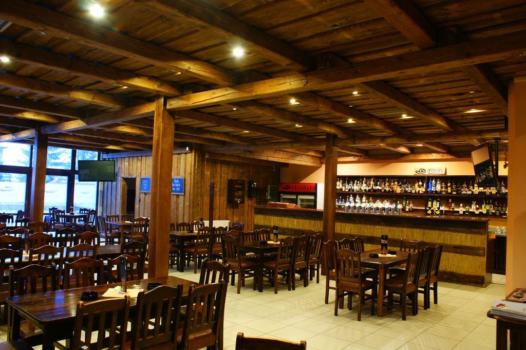 Grillbar Penzion & Restaurant Spišská Nová Ves Eksteriør bilde